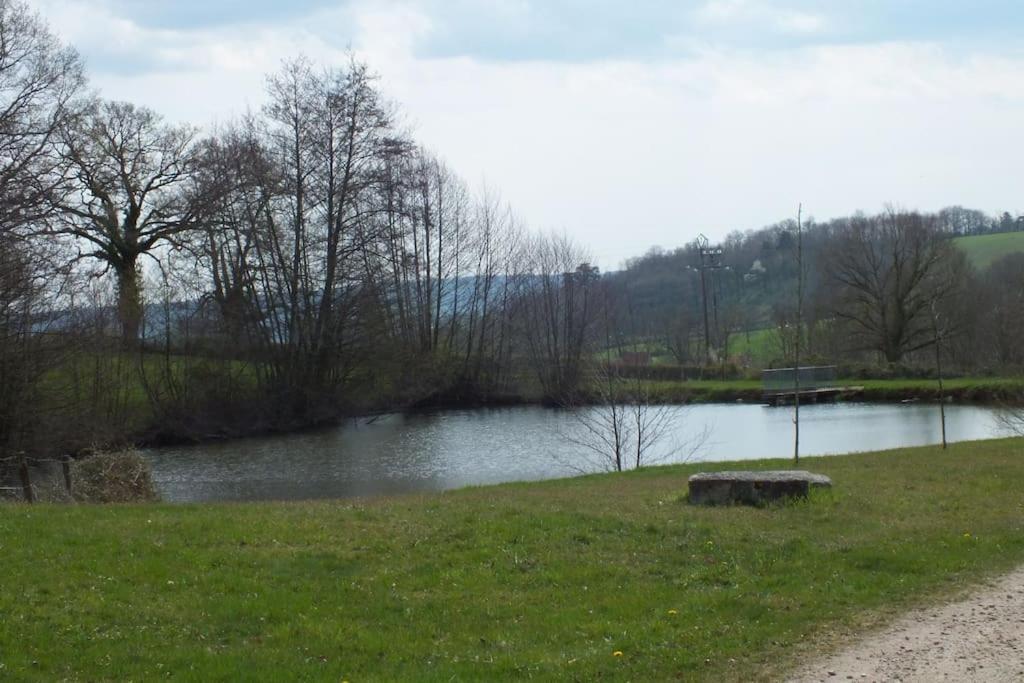 Gite Les Arcades Collonges-en Charollais Exterior foto
