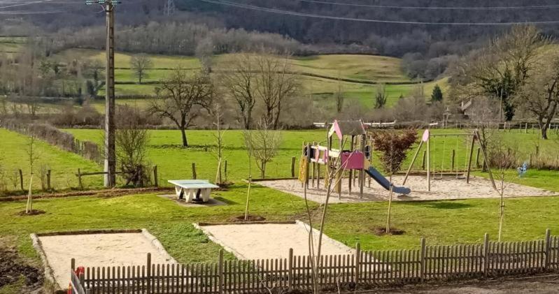 Gite Les Arcades Collonges-en Charollais Exterior foto