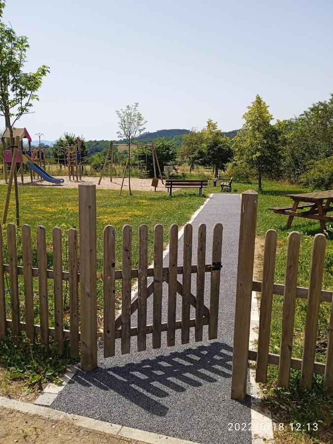 Gite Les Arcades Collonges-en Charollais Exterior foto